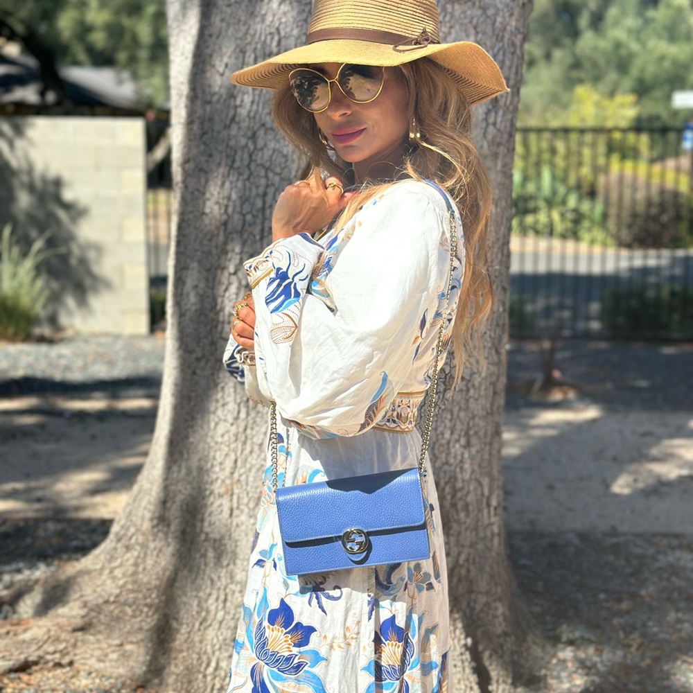 💕Sold💕 Gucci Blue Crossbody Bag interlocking G wallet on chain caspian